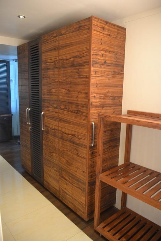 Sea Rock Inn 达曼 外观 照片