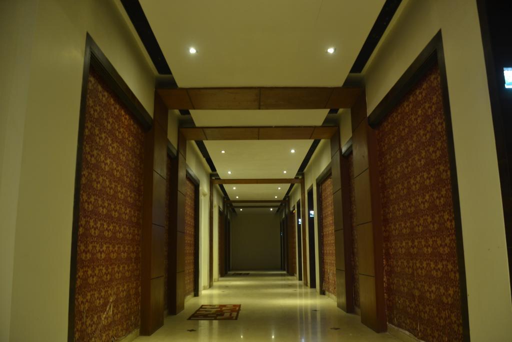 Sea Rock Inn 达曼 外观 照片