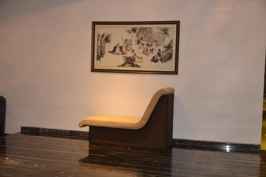 Sea Rock Inn 达曼 外观 照片