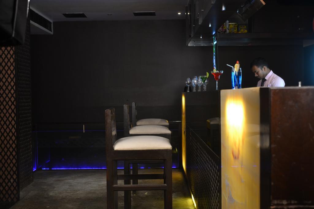 Sea Rock Inn 达曼 外观 照片